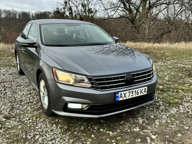 Сірий Фольксваген Пассат, об'ємом двигуна 1.8 л та пробігом 209 тис. км за 11800 $, фото 11 на Automoto.ua