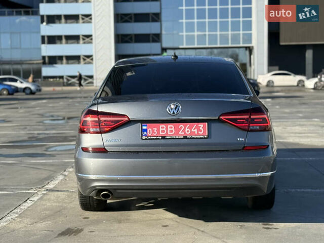 Сірий Фольксваген Пассат, об'ємом двигуна 1.8 л та пробігом 193 тис. км за 15000 $, фото 6 на Automoto.ua
