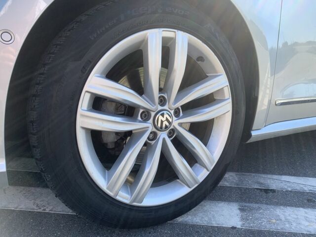 Серый Фольксваген Пассат, объемом двигателя 1.8 л и пробегом 229 тыс. км за 14999 $, фото 12 на Automoto.ua