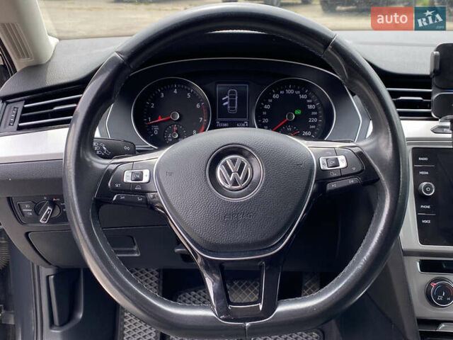 Сірий Фольксваген Пассат, об'ємом двигуна 1.4 л та пробігом 233 тис. км за 12700 $, фото 7 на Automoto.ua