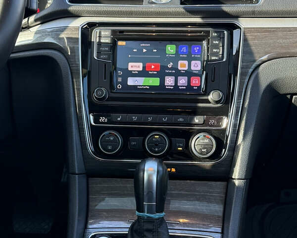 Сірий Фольксваген Пассат, об'ємом двигуна 1.8 л та пробігом 193 тис. км за 15000 $, фото 20 на Automoto.ua