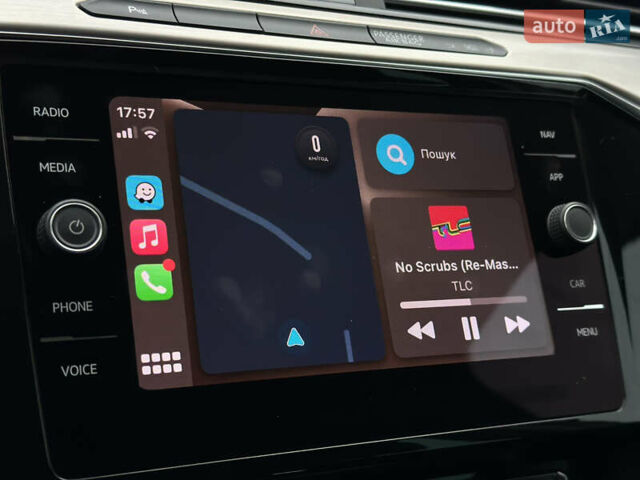 Серый Фольксваген Пассат, объемом двигателя 1.97 л и пробегом 215 тыс. км за 23500 $, фото 16 на Automoto.ua