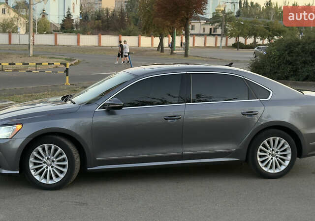 Сірий Фольксваген Пассат, об'ємом двигуна 1.8 л та пробігом 132 тис. км за 14000 $, фото 6 на Automoto.ua