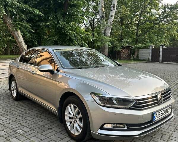 Серый Фольксваген Пассат, объемом двигателя 1.97 л и пробегом 207 тыс. км за 18200 $, фото 4 на Automoto.ua