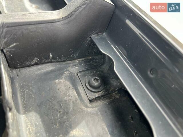 Серый Фольксваген Пассат, объемом двигателя 1.8 л и пробегом 219 тыс. км за 11500 $, фото 69 на Automoto.ua