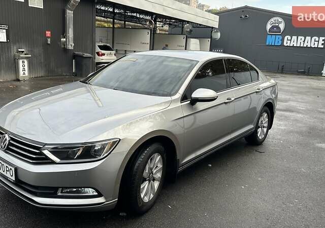 Серый Фольксваген Пассат, объемом двигателя 1.4 л и пробегом 135 тыс. км за 14500 $, фото 1 на Automoto.ua