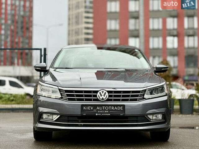 Сірий Фольксваген Пассат, об'ємом двигуна 2 л та пробігом 149 тис. км за 14700 $, фото 2 на Automoto.ua