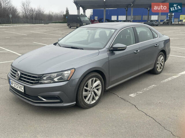 Серый Фольксваген Пассат, объемом двигателя 1.98 л и пробегом 140 тыс. км за 14800 $, фото 2 на Automoto.ua