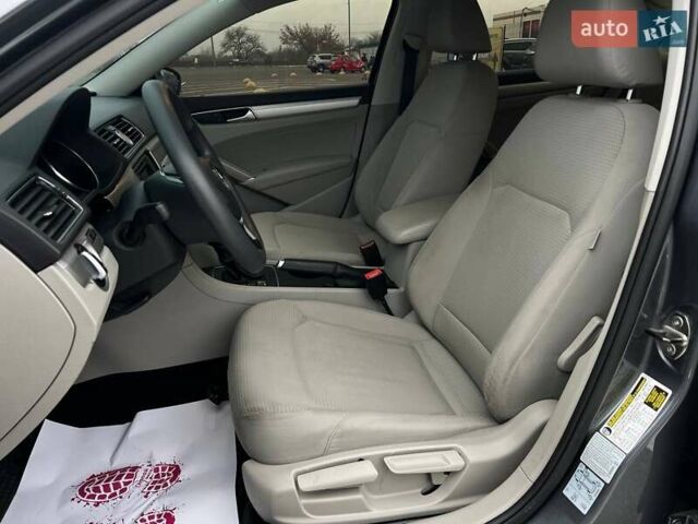 Сірий Фольксваген Пассат, об'ємом двигуна 1.8 л та пробігом 145 тис. км за 11700 $, фото 16 на Automoto.ua