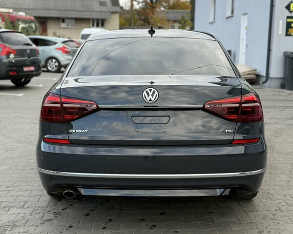 Серый Фольксваген Пассат, объемом двигателя 1.8 л и пробегом 255 тыс. км за 12500 $, фото 14 на Automoto.ua