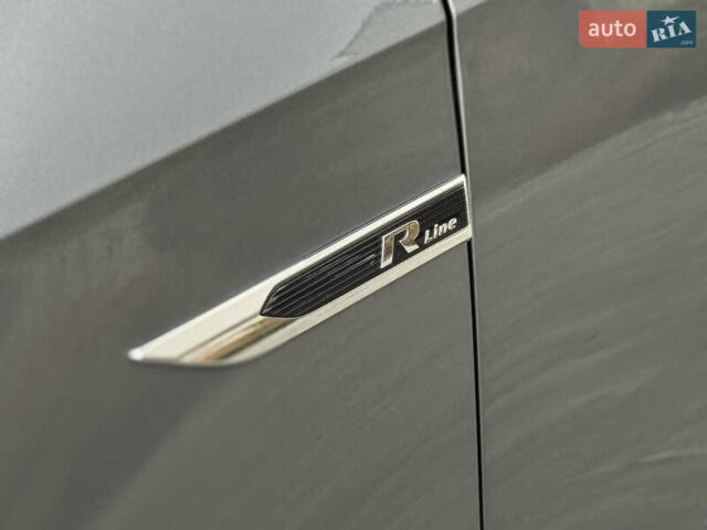 Сірий Фольксваген Пассат, об'ємом двигуна 1.8 л та пробігом 235 тис. км за 13900 $, фото 6 на Automoto.ua