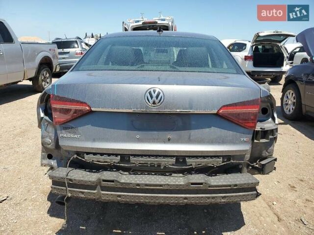 Сірий Фольксваген Пассат, об'ємом двигуна 1.8 л та пробігом 154 тис. км за 3000 $, фото 5 на Automoto.ua