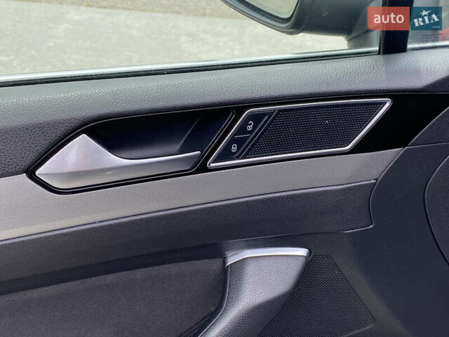 Сірий Фольксваген Пассат, об'ємом двигуна 1.4 л та пробігом 233 тис. км за 12700 $, фото 19 на Automoto.ua