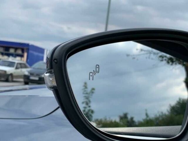 Серый Фольксваген Пассат, объемом двигателя 2 л и пробегом 104 тыс. км за 10000 $, фото 5 на Automoto.ua