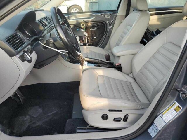 Серый Фольксваген Пассат, объемом двигателя 2 л и пробегом 90 тыс. км за 3000 $, фото 6 на Automoto.ua