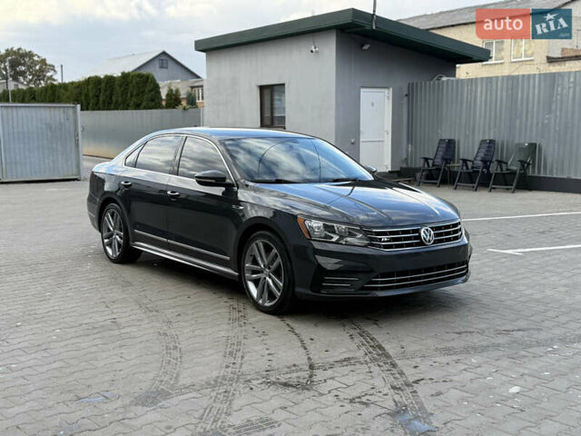 Серый Фольксваген Пассат, объемом двигателя 1.8 л и пробегом 255 тыс. км за 12500 $, фото 7 на Automoto.ua