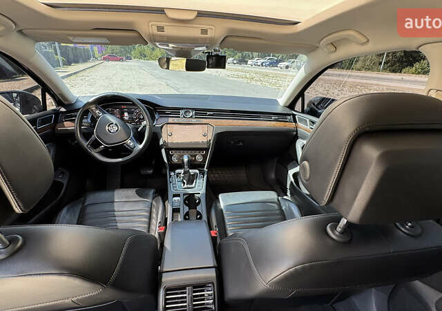 Серый Фольксваген Пассат, объемом двигателя 1.97 л и пробегом 171 тыс. км за 22200 $, фото 19 на Automoto.ua