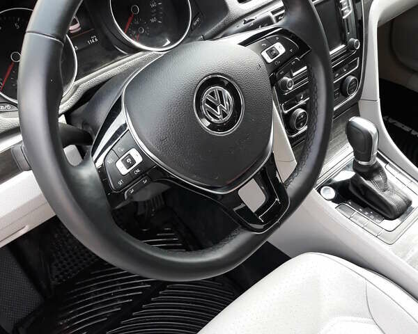 Сірий Фольксваген Пассат, об'ємом двигуна 1.8 л та пробігом 116 тис. км за 16200 $, фото 25 на Automoto.ua