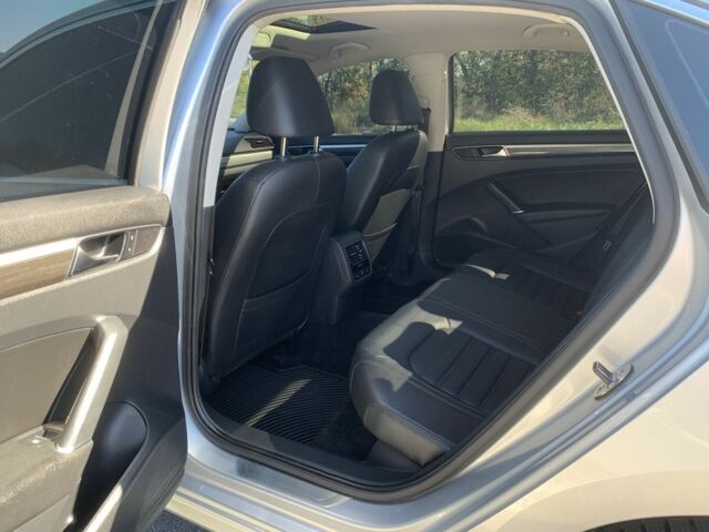 Серый Фольксваген Пассат, объемом двигателя 1.8 л и пробегом 229 тыс. км за 14999 $, фото 23 на Automoto.ua