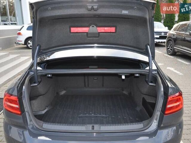 Серый Фольксваген Пассат, объемом двигателя 1.97 л и пробегом 107 тыс. км за 24500 $, фото 6 на Automoto.ua