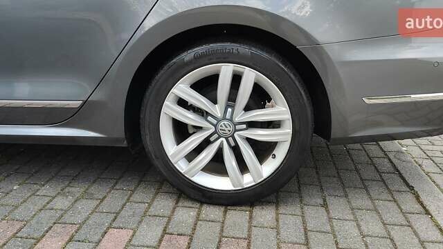 Серый Фольксваген Пассат, объемом двигателя 1.8 л и пробегом 64 тыс. км за 18000 $, фото 12 на Automoto.ua