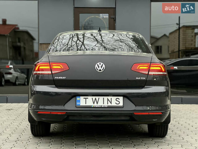 Серый Фольксваген Пассат, объемом двигателя 2 л и пробегом 171 тыс. км за 17300 $, фото 4 на Automoto.ua