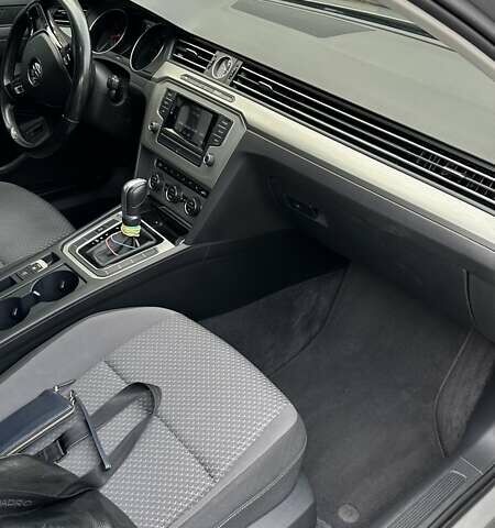 Серый Фольксваген Пассат, объемом двигателя 1.4 л и пробегом 135 тыс. км за 14500 $, фото 17 на Automoto.ua