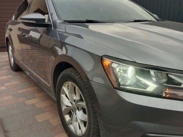 Сірий Фольксваген Пассат, об'ємом двигуна 1.8 л та пробігом 132 тис. км за 12700 $, фото 2 на Automoto.ua