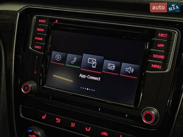 Сірий Фольксваген Пассат, об'ємом двигуна 2 л та пробігом 195 тис. км за 13699 $, фото 14 на Automoto.ua