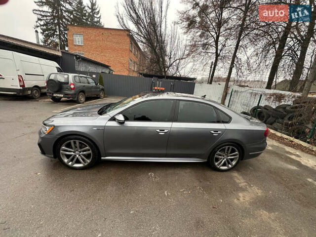 Серый Фольксваген Пассат, объемом двигателя 2 л и пробегом 131 тыс. км за 13800 $, фото 3 на Automoto.ua