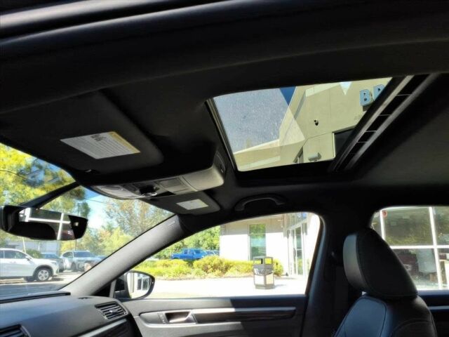 Фольксваген Пассат 2018 в Киеве на Automoto.ua Серый Фольксваген Пассат, объемом двигателя 3.6 л и пробегом 33 тыс. км за 6000 $, фото 8 на Automoto.ua