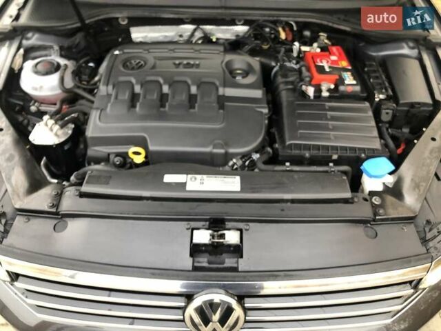 Серый Фольксваген Пассат, объемом двигателя 2 л и пробегом 244 тыс. км за 17700 $, фото 14 на Automoto.ua