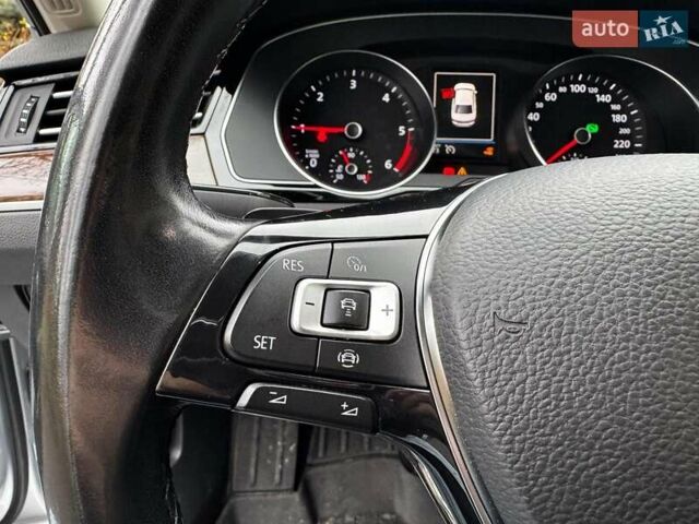 Сірий Фольксваген Пассат, об'ємом двигуна 2 л та пробігом 184 тис. км за 22490 $, фото 20 на Automoto.ua