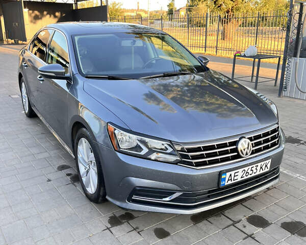 Серый Фольксваген Пассат, объемом двигателя 1.98 л и пробегом 139 тыс. км за 14400 $, фото 1 на Automoto.ua