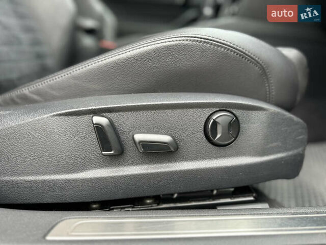 Серый Фольксваген Пассат, объемом двигателя 1.97 л и пробегом 153 тыс. км за 25999 $, фото 46 на Automoto.ua