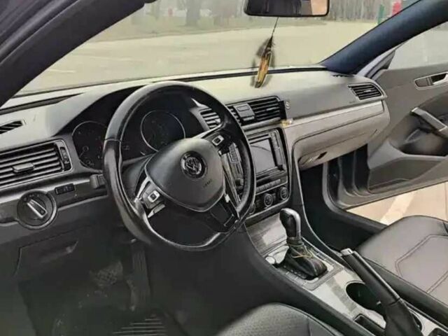 Серый Фольксваген Пассат, объемом двигателя 2 л и пробегом 87 тыс. км за 14600 $, фото 16 на Automoto.ua