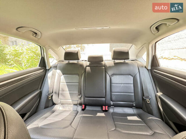 Серый Фольксваген Пассат, объемом двигателя 2 л и пробегом 128 тыс. км за 16590 $, фото 20 на Automoto.ua