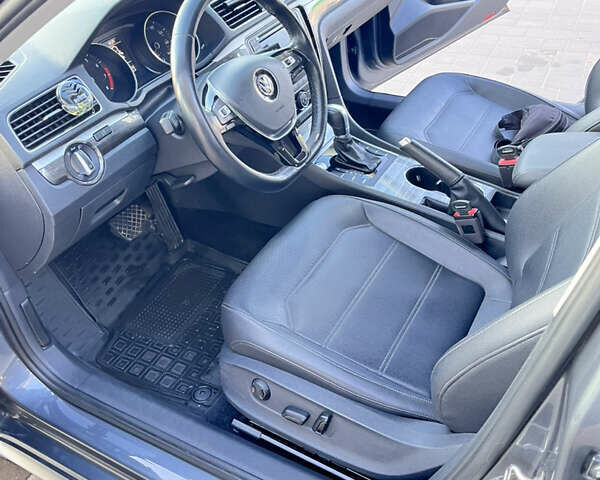 Серый Фольксваген Пассат, объемом двигателя 1.98 л и пробегом 139 тыс. км за 14400 $, фото 13 на Automoto.ua