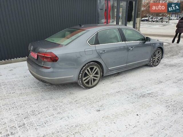 Серый Фольксваген Пассат, объемом двигателя 2 л и пробегом 130 тыс. км за 13100 $, фото 1 на Automoto.ua