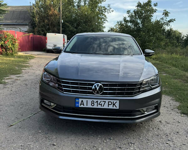 Серый Фольксваген Пассат, объемом двигателя 1.98 л и пробегом 132 тыс. км за 14500 $, фото 1 на Automoto.ua