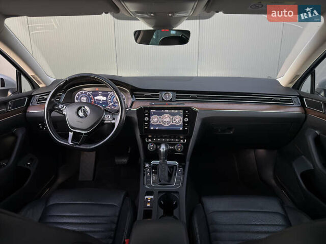 Сірий Фольксваген Пассат, об'ємом двигуна 1.8 л та пробігом 93 тис. км за 25500 $, фото 17 на Automoto.ua