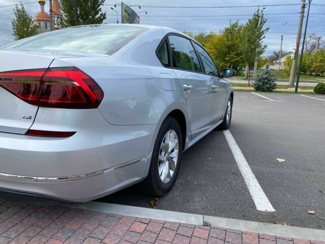 Сірий Фольксваген Пассат, об'ємом двигуна 2 л та пробігом 158 тис. км за 11900 $, фото 5 на Automoto.ua