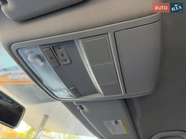Сірий Фольксваген Пассат, об'ємом двигуна 2 л та пробігом 110 тис. км за 11699 $, фото 55 на Automoto.ua