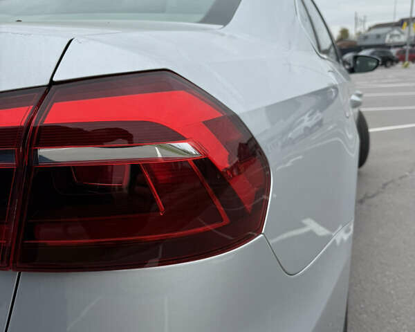 Серый Фольксваген Пассат, объемом двигателя 2 л и пробегом 160 тыс. км за 16200 $, фото 11 на Automoto.ua