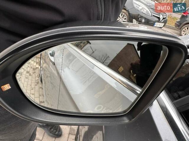 Серый Фольксваген Пассат, объемом двигателя 2 л и пробегом 214 тыс. км за 18099 $, фото 7 на Automoto.ua