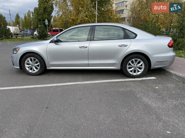 Серый Фольксваген Пассат, объемом двигателя 2 л и пробегом 158 тыс. км за 11900 $, фото 3 на Automoto.ua