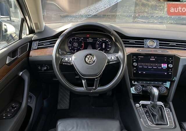 Сірий Фольксваген Пассат, об'ємом двигуна 1.97 л та пробігом 75 тис. км за 27003 $, фото 12 на Automoto.ua