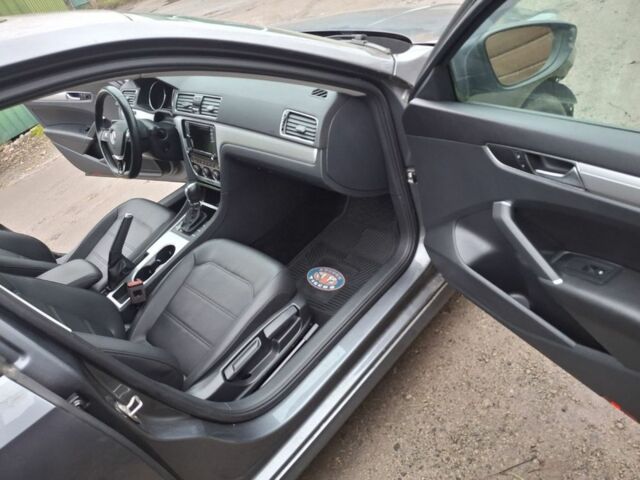 Сірий Фольксваген Пассат, об'ємом двигуна 2 л та пробігом 72 тис. км за 10700 $, фото 7 на Automoto.ua