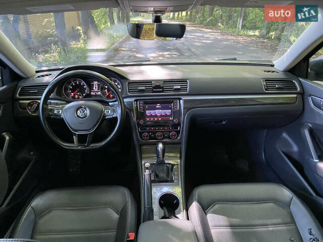Серый Фольксваген Пассат, объемом двигателя 2 л и пробегом 106 тыс. км за 15400 $, фото 23 на Automoto.ua