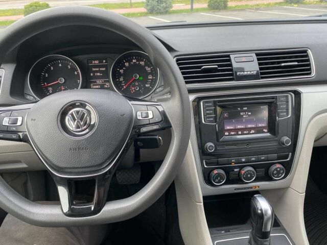 Сірий Фольксваген Пассат, об'ємом двигуна 2 л та пробігом 158 тис. км за 11900 $, фото 8 на Automoto.ua